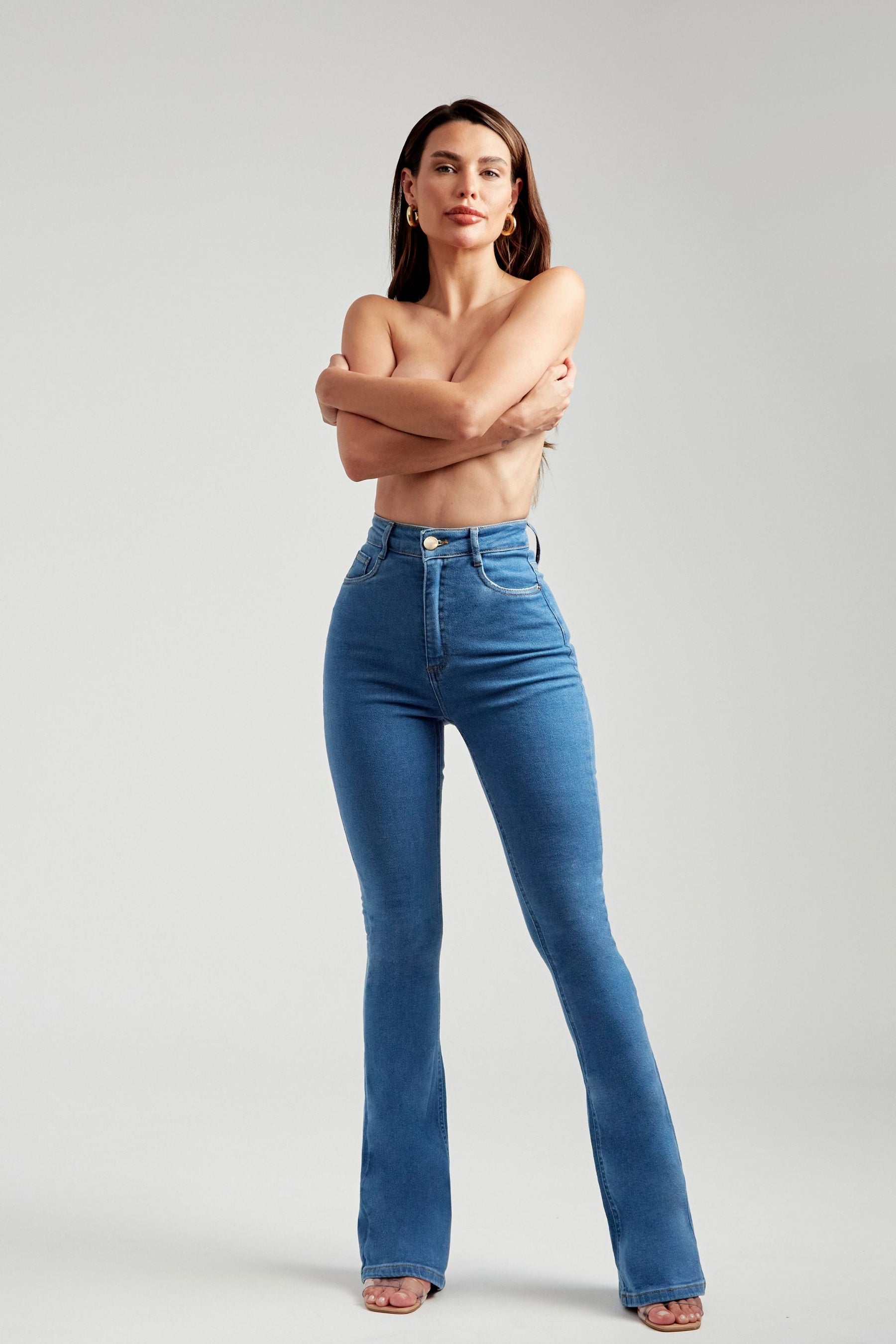 Calça Jeans Modeladora Flare Clássica Cós Super Alto